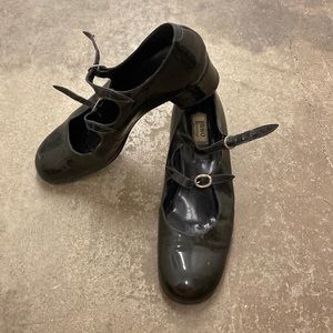 Elegant Black Mary Jane Shoes